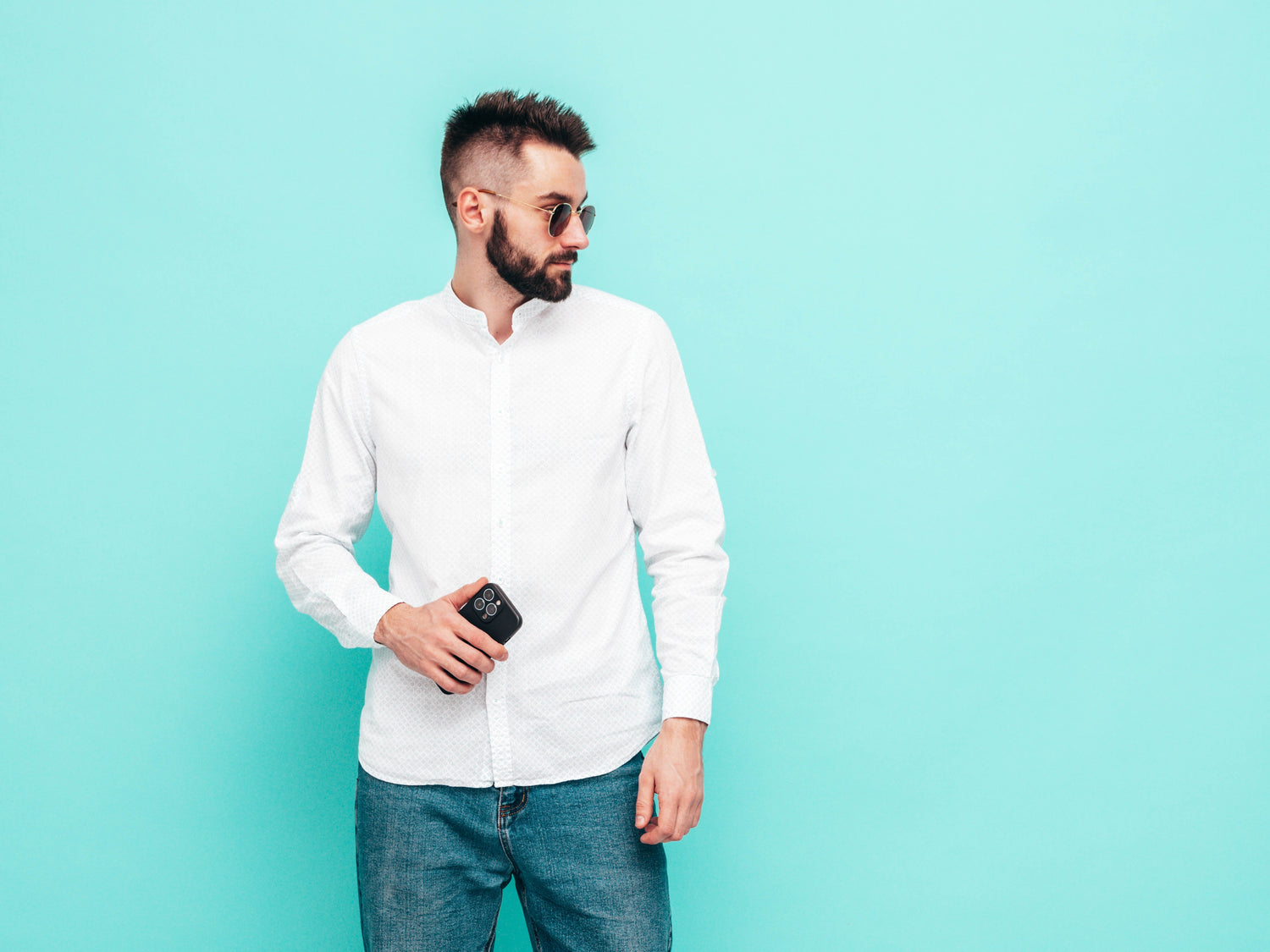 The Ultimate Guide to Styling Your White Shirt